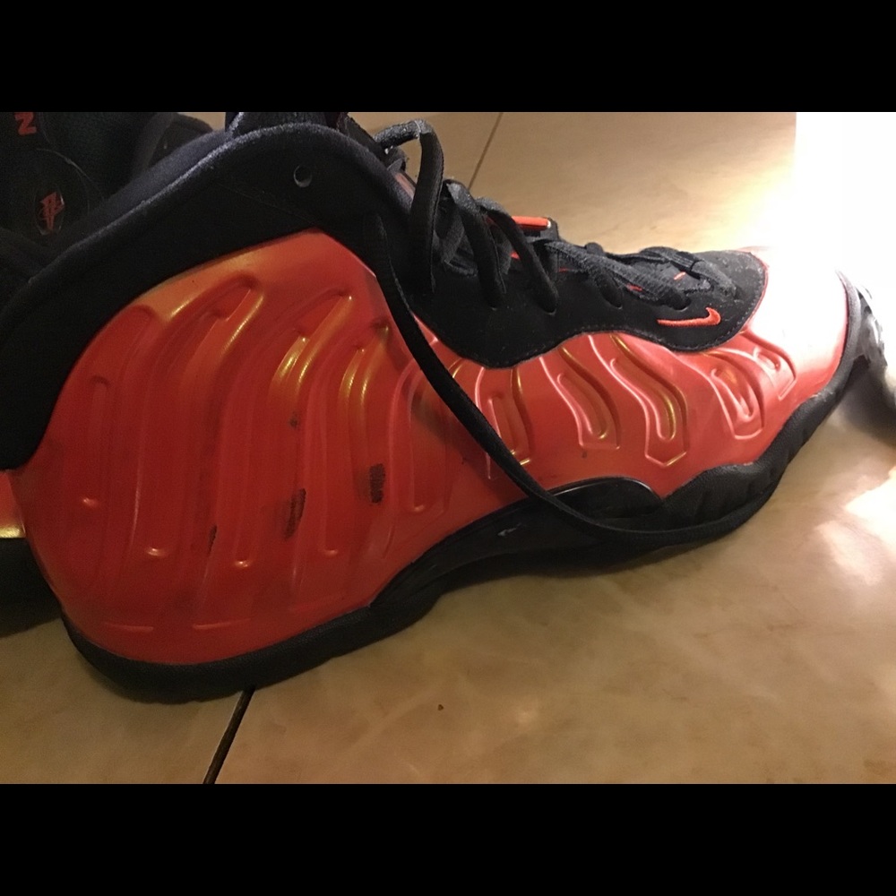 Nike Foam